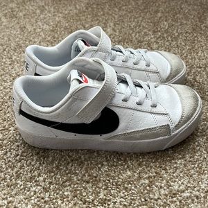 Kids Nike low top Blazer. White with black swoosh. Size 1Y